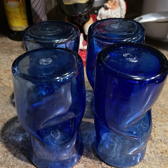 Vintage Hand Crafted Cobalt Blue Glass Tumblers/Blue Glass Glasses - Picture 2 of 3